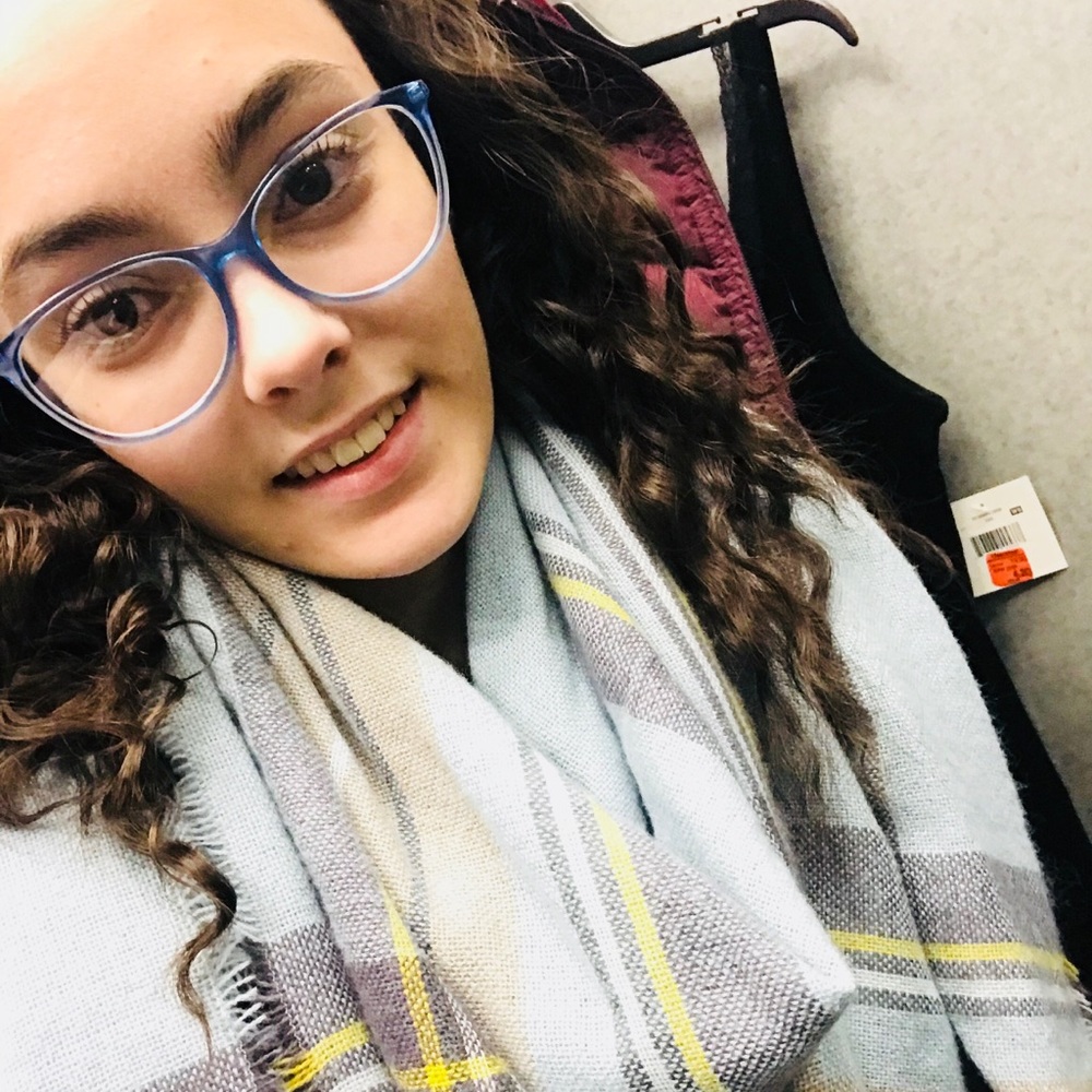Meet your Posher, Kat